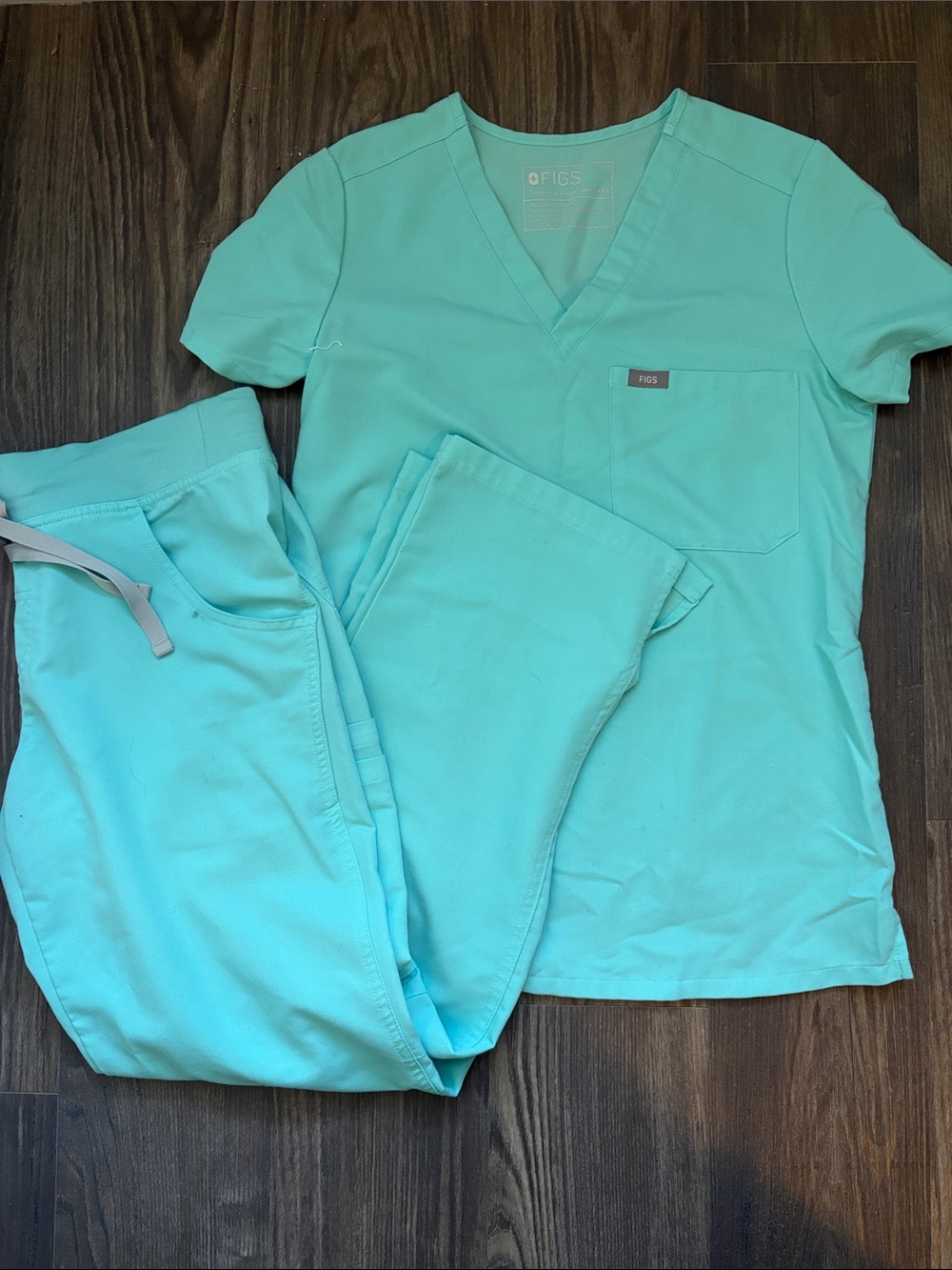 Figs Women's Scrub Set in Teal